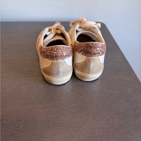 Golden Goose Women's Cream and Gold Star Sneakers - Picture 6 of 7